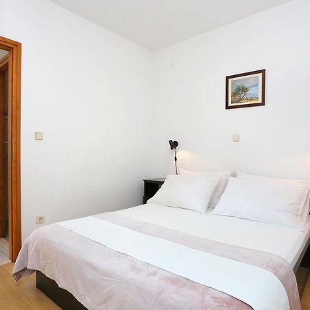 Apartments By The Sea Rastici, Ciovo - 11723 Trogir Ruang foto