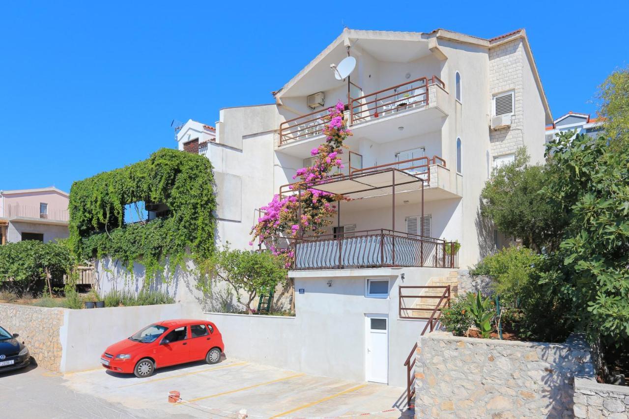 Apartments By The Sea Rastici, Ciovo - 11723 Trogir Bagian luar foto