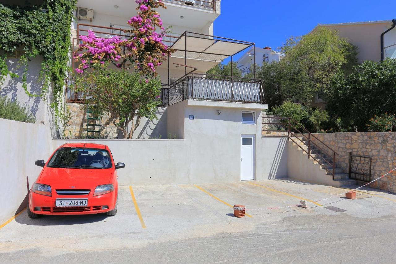 Apartments By The Sea Rastici, Ciovo - 11723 Trogir Bagian luar foto