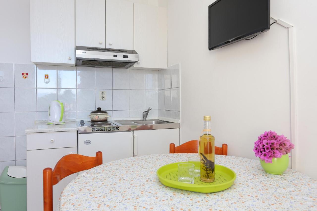 Apartments By The Sea Rastici, Ciovo - 11723 Trogir Bagian luar foto