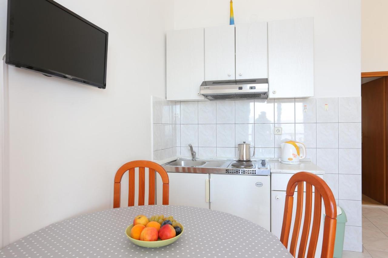 Apartments By The Sea Rastici, Ciovo - 11723 Trogir Bagian luar foto