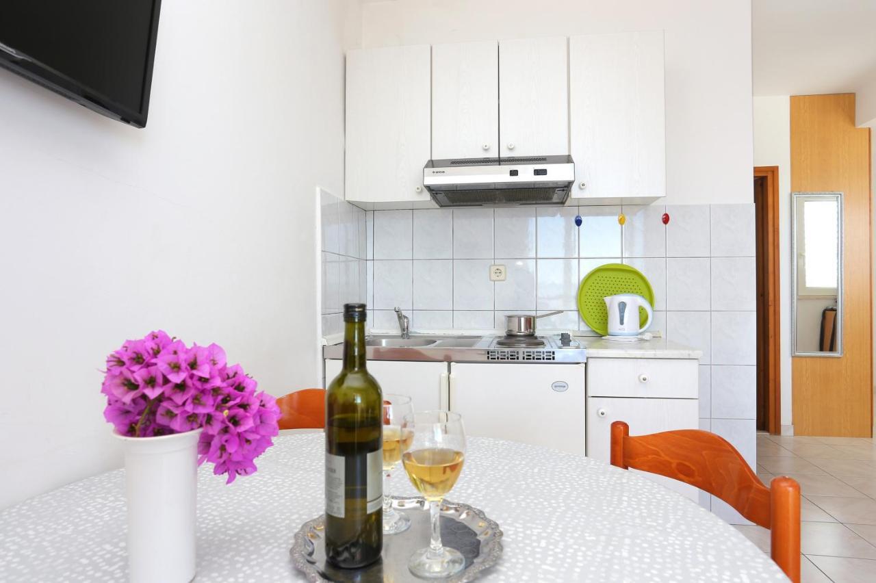 Apartments By The Sea Rastici, Ciovo - 11723 Trogir Bagian luar foto